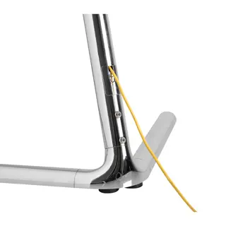 Support sur pied écran TV 49"- 70", chrome detail câble.webp